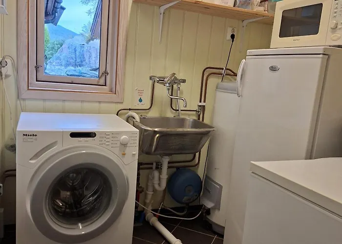 Apartamento Moderne Pa Naer Sjo Og Turterreng